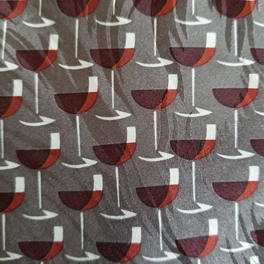 Chris's Stuff necktie 4"